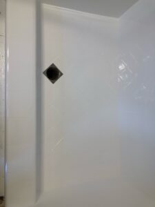 shower refinishing _ after close up